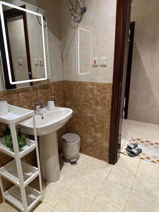 Apartment وحدة سكنية فاخرة 2 Luxury Residential Unit *